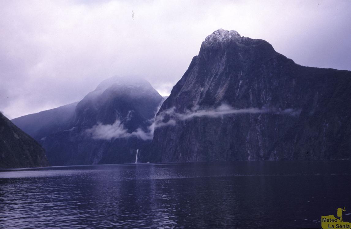 NZ 0525